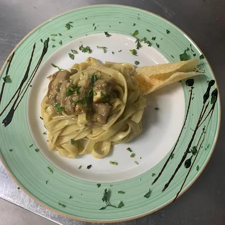 Ristorante Supersonik ホテル 3*