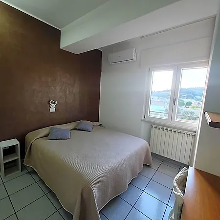 Ristorante Supersonik Acri