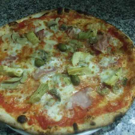 ホテル Ristorante Supersonik