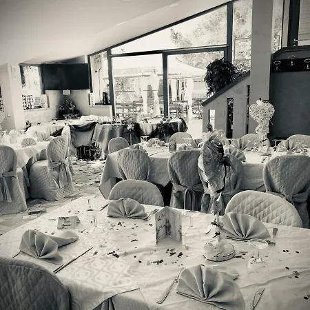 Szálloda Ristorante Supersonik Acri