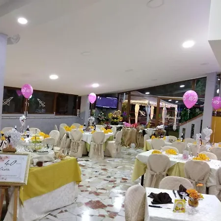 Szálloda Ristorante Supersonik Acri