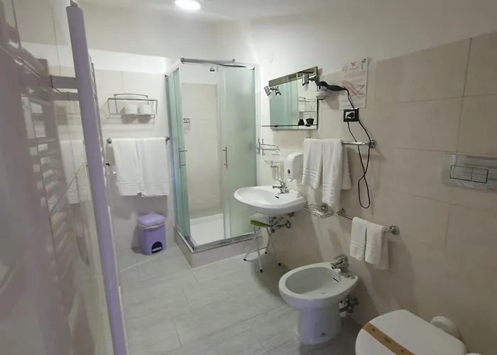 Ristorante Supersonik 酒店 Acri