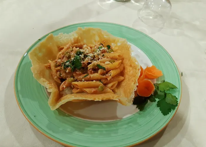 מלון Ristorante Supersonik 3*